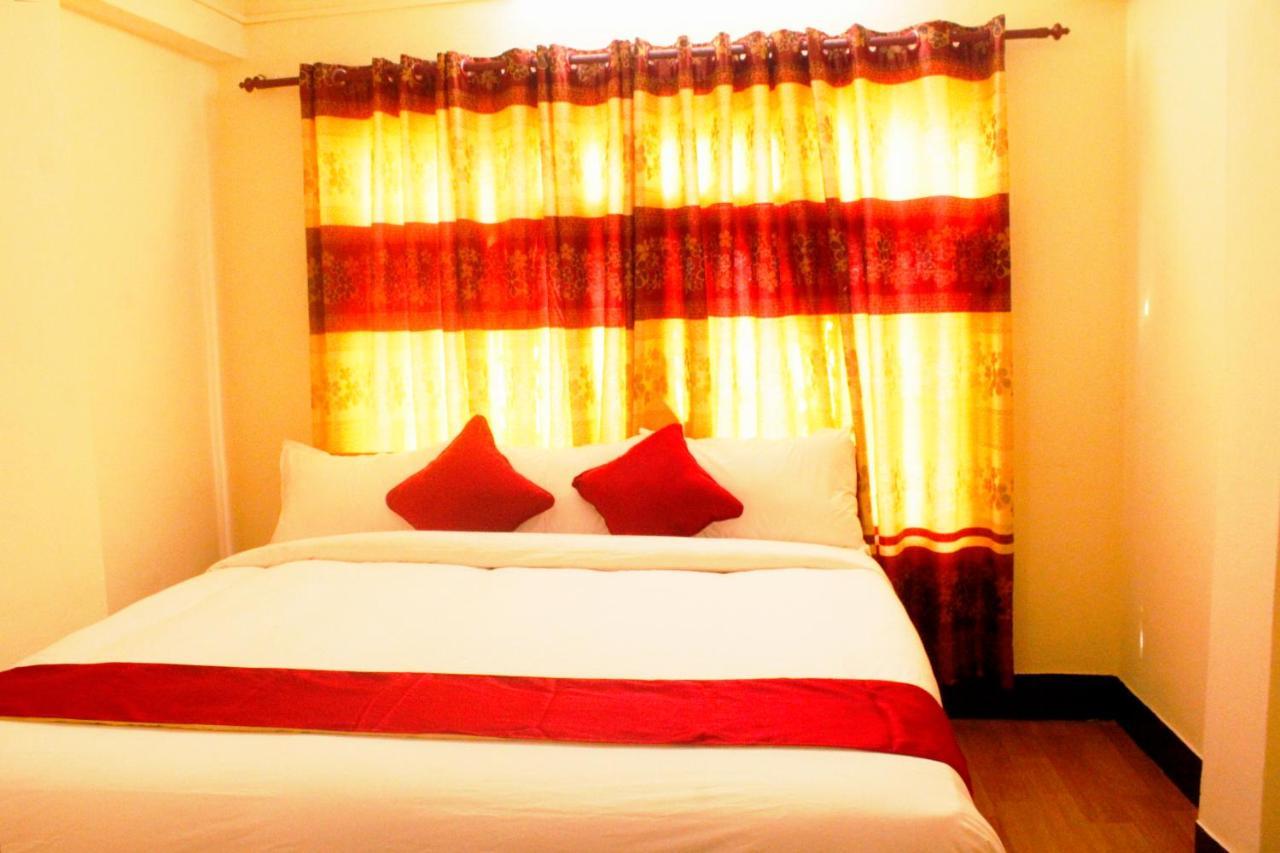 Mountain Backpackers Hostel Kathmandu Ngoại thất bức ảnh