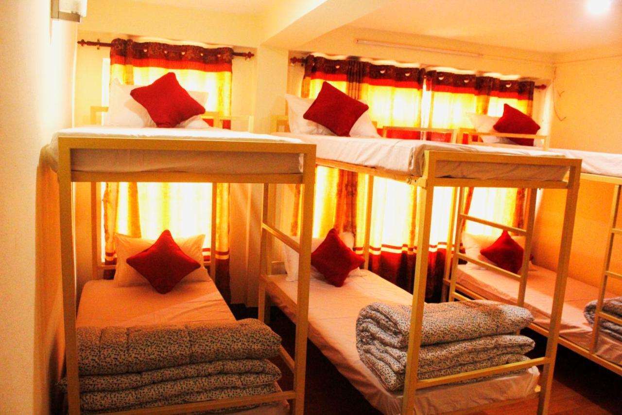 Mountain Backpackers Hostel Kathmandu Ngoại thất bức ảnh