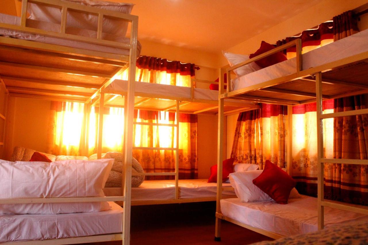 Mountain Backpackers Hostel Kathmandu Ngoại thất bức ảnh