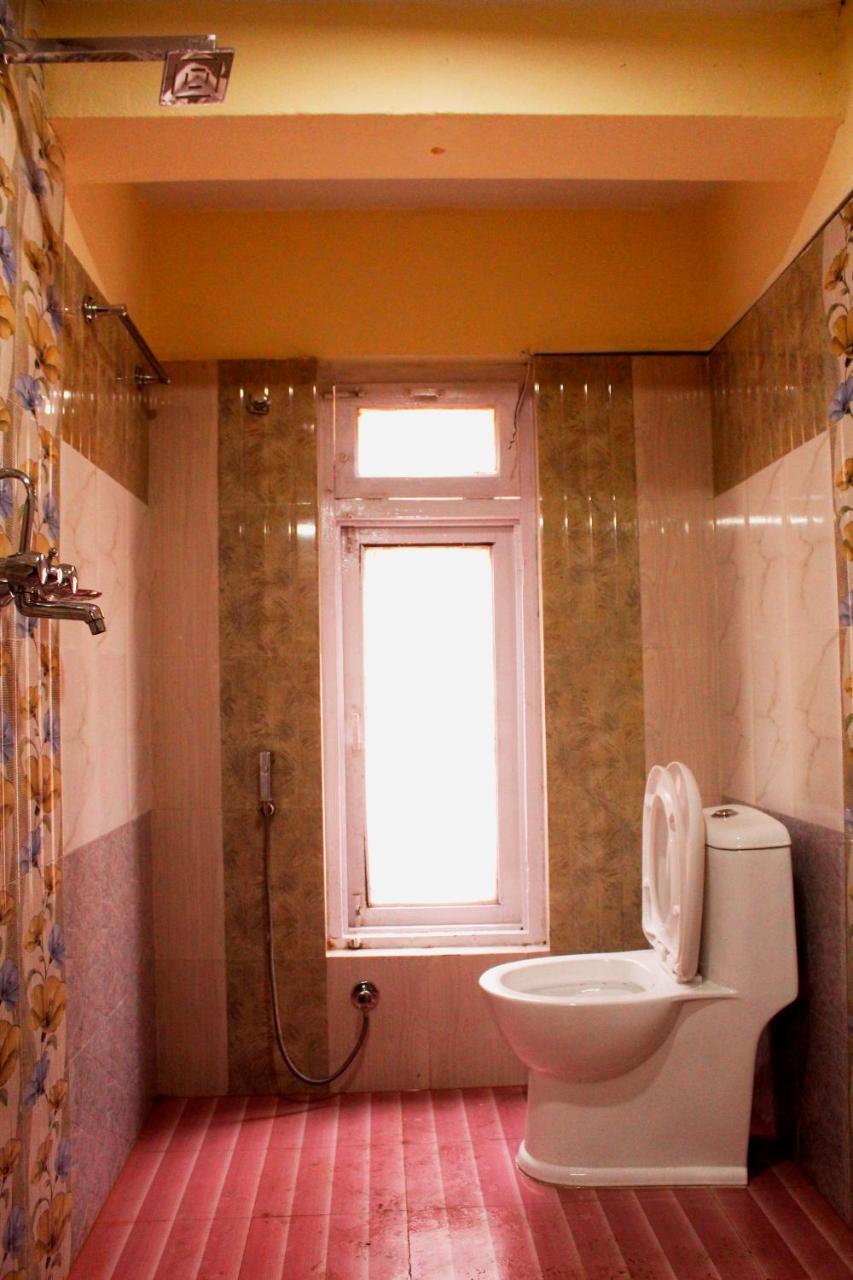 Mountain Backpackers Hostel Kathmandu Ngoại thất bức ảnh