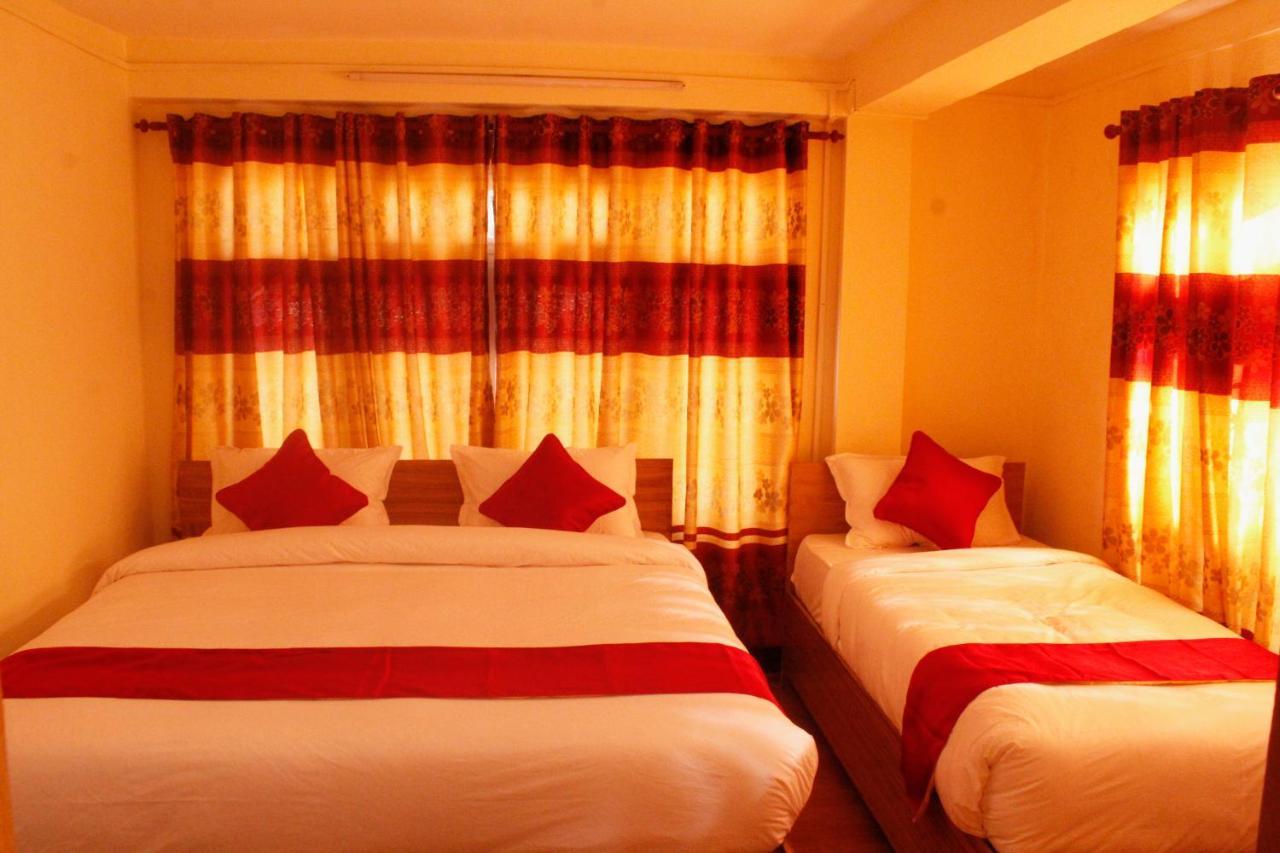 Mountain Backpackers Hostel Kathmandu Ngoại thất bức ảnh