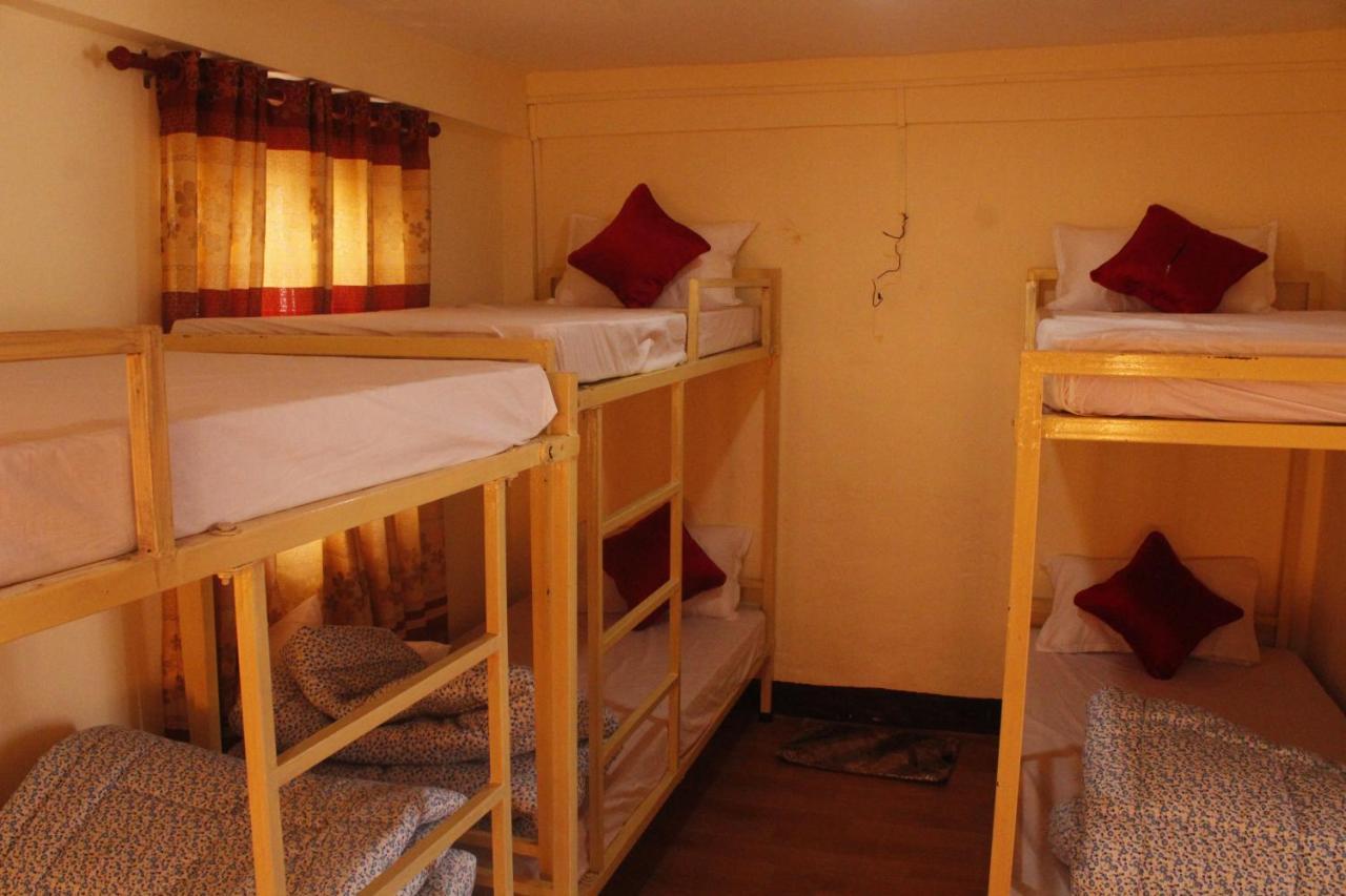 Mountain Backpackers Hostel Kathmandu Ngoại thất bức ảnh