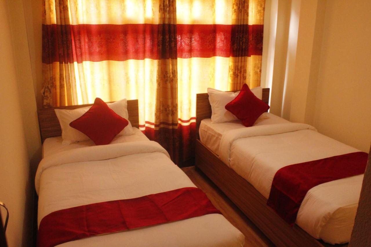 Mountain Backpackers Hostel Kathmandu Ngoại thất bức ảnh